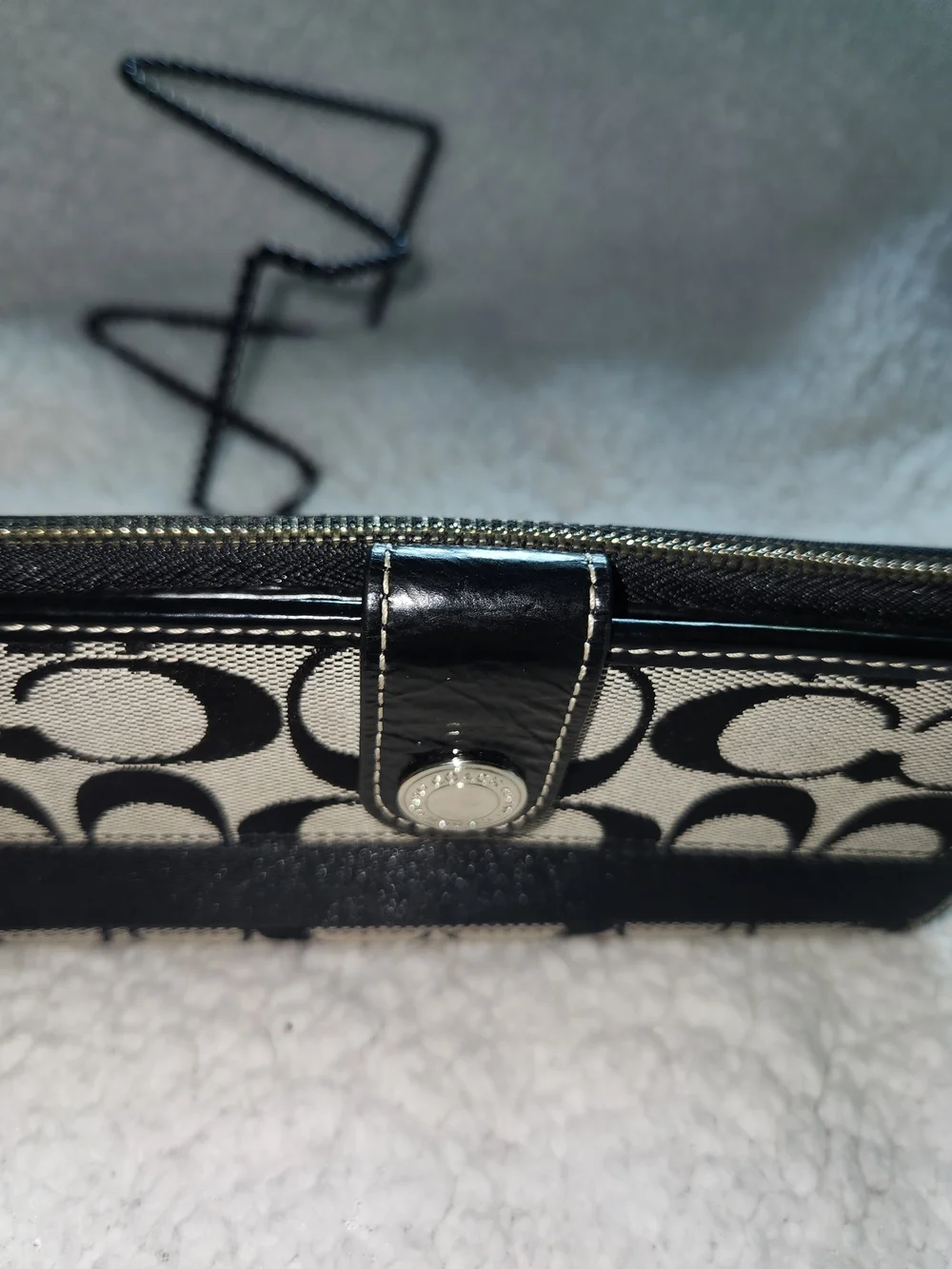Coach Signature Canvas Wallet in Black And Gray